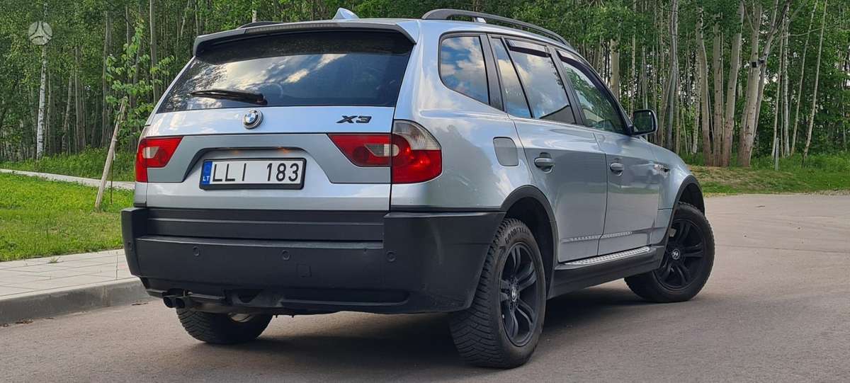 BMW X3 2005 — interior