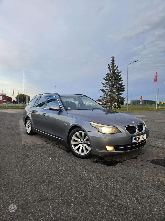 BMW 520, 2009