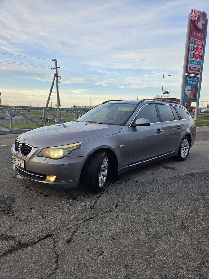 BMW 520 2009 — photo 6