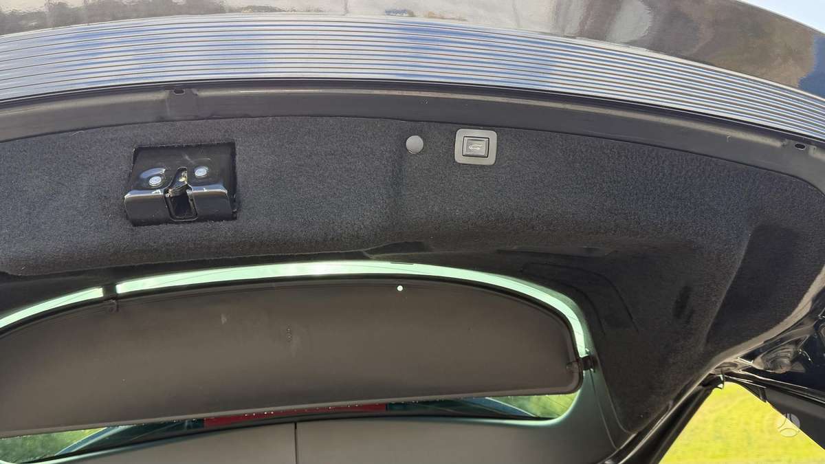 Opel Insignia 2013 — photo 16