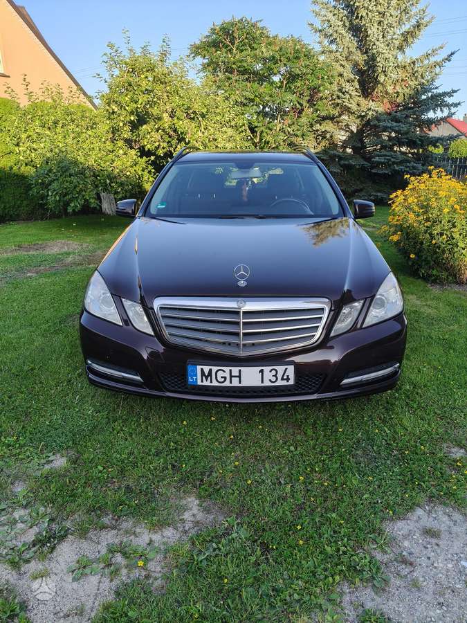 Mercedes-Benz E250 2011 — vehicle for AFU Ukraine