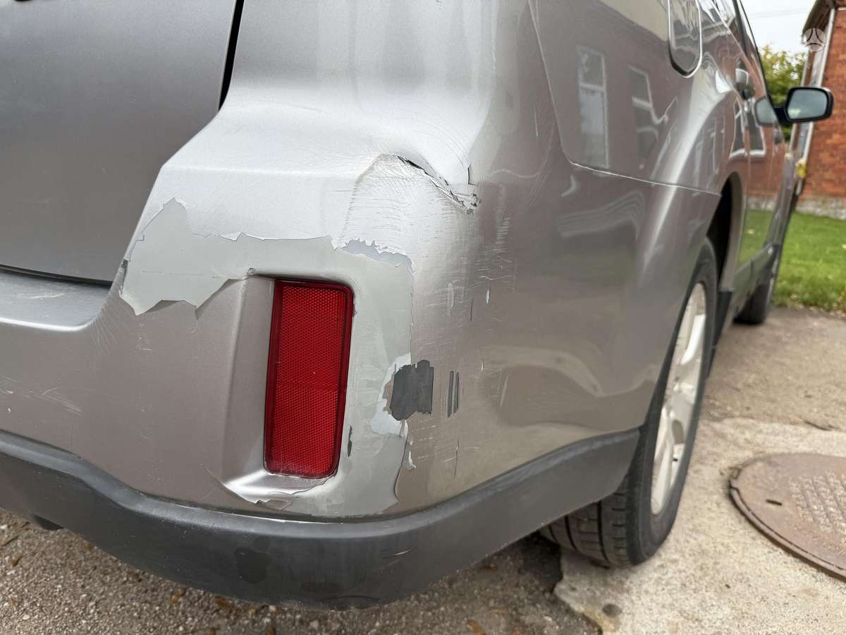 Subaru Outback 2010 — photo 6