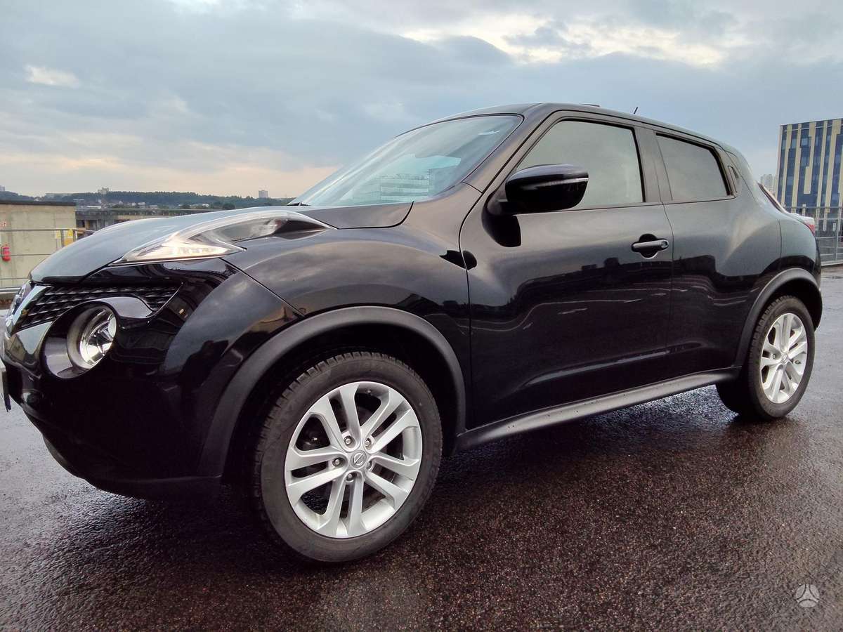 Nissan Juke 2015 — салон