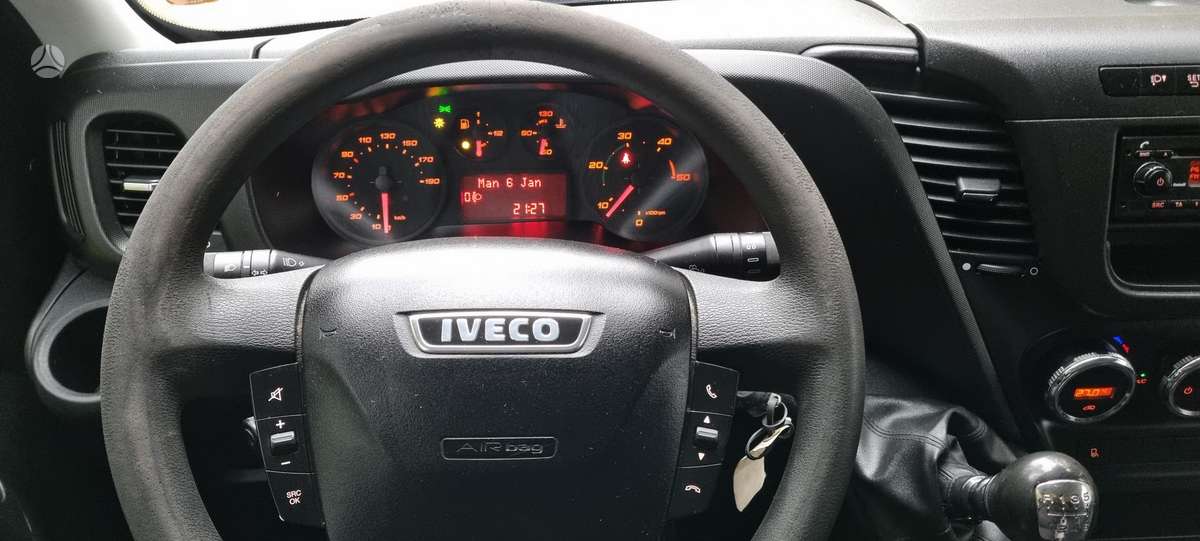 Iveco Daily 2014 — фото 11