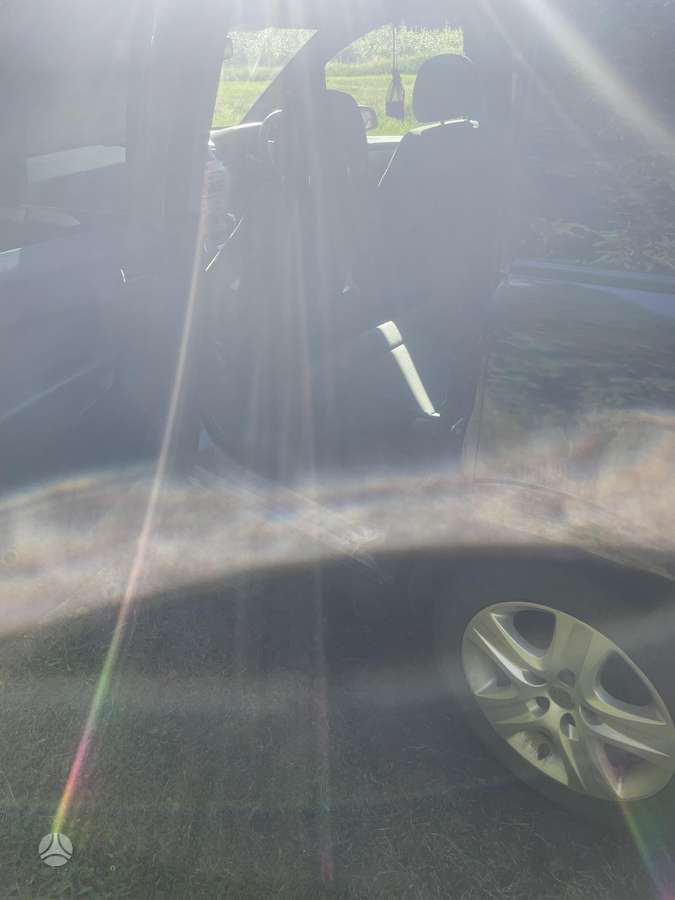 Opel Zafira 2009 — photo 10