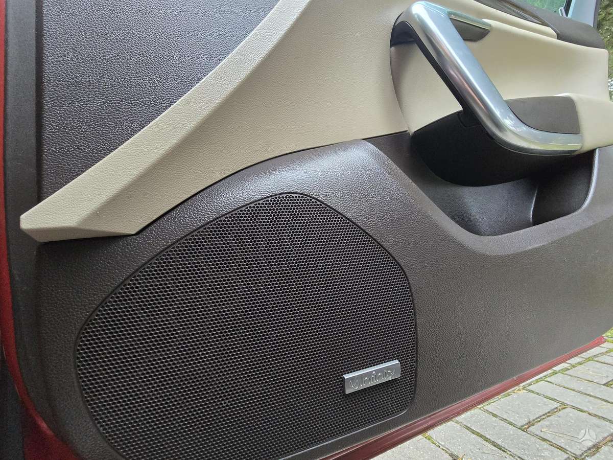 Opel Insignia 2010 — photo 11
