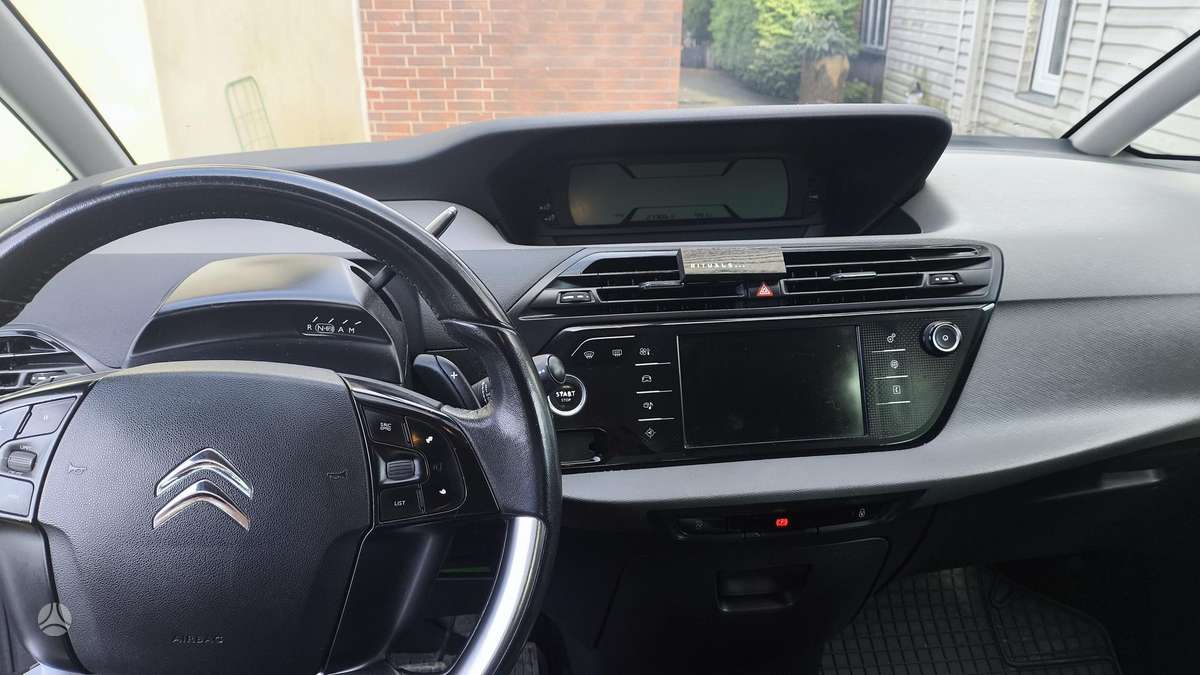 Citroen C4 2014 — photo 7