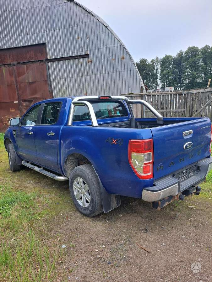 Ford Ranger 2014 — rear view