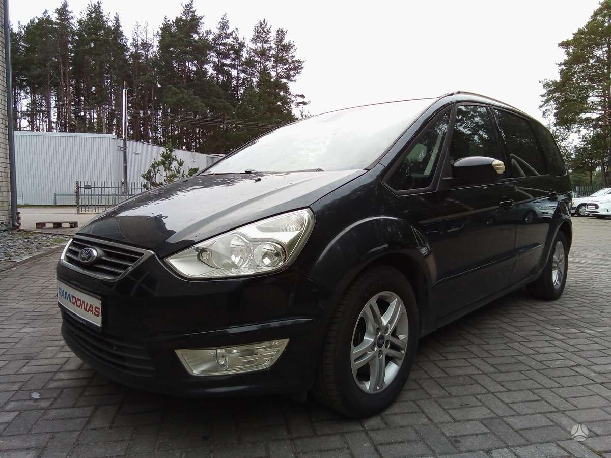 Ford Galaxy 2013 — interior