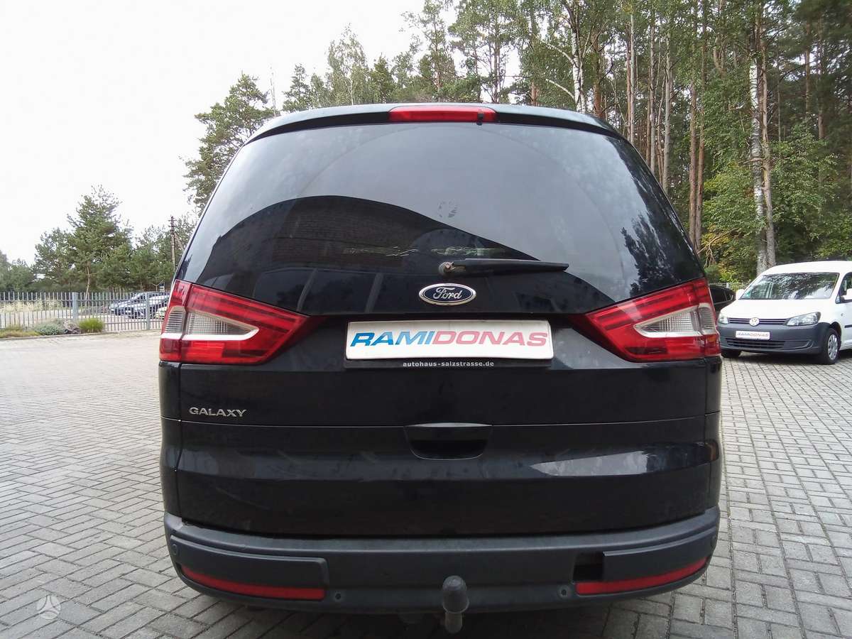 Ford Galaxy 2013 — photo 5