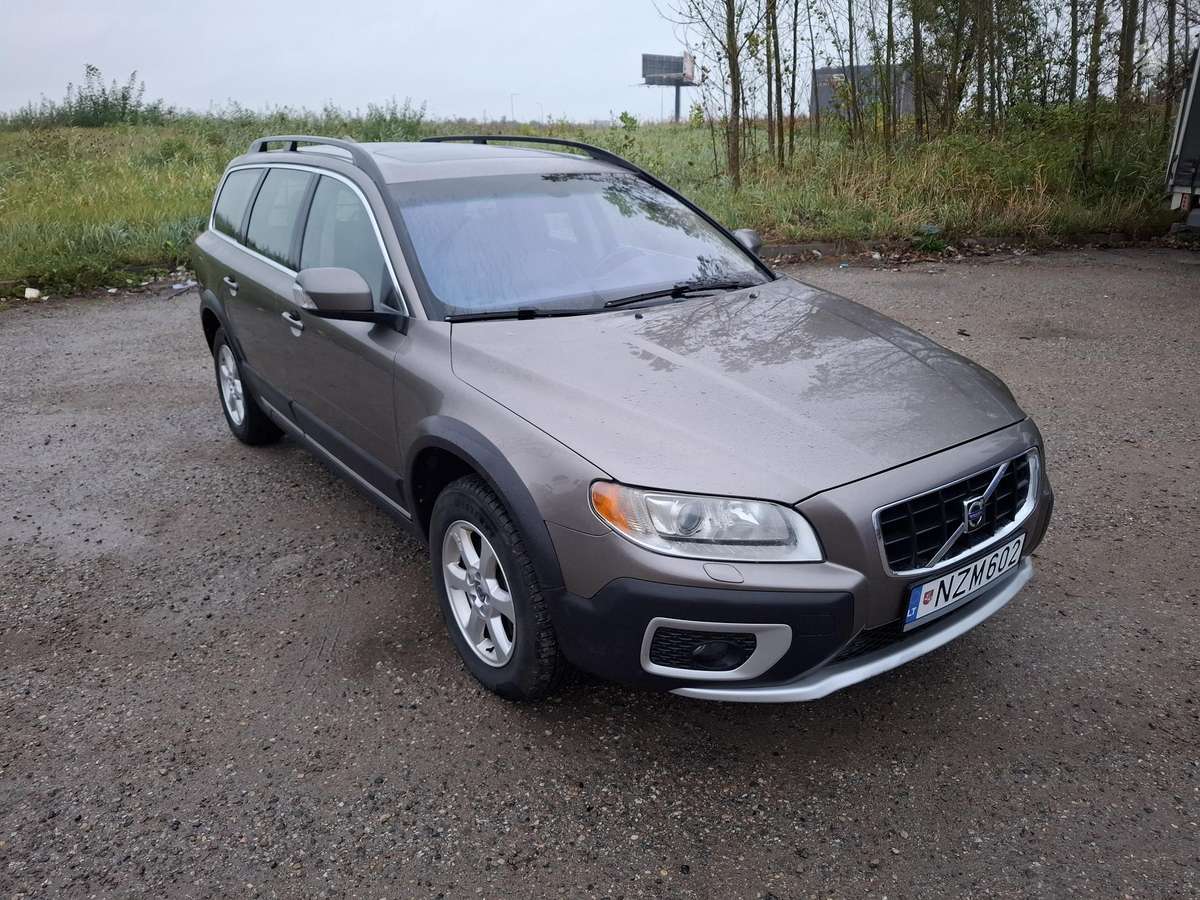 Volvo XC70 2008 — салон