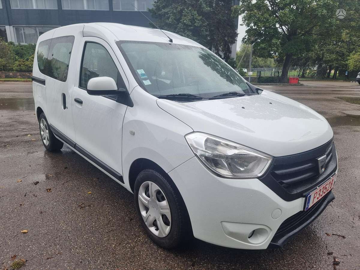 Dacia Dokker 2013 — rear view