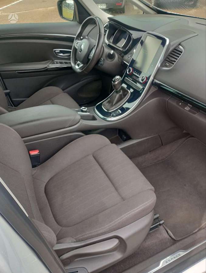 Renault Espace 2015 — photo 10
