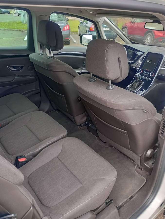 Renault Espace 2015 — photo 11