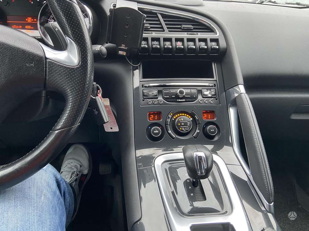 Peugeot 3008 2014 — photo 16