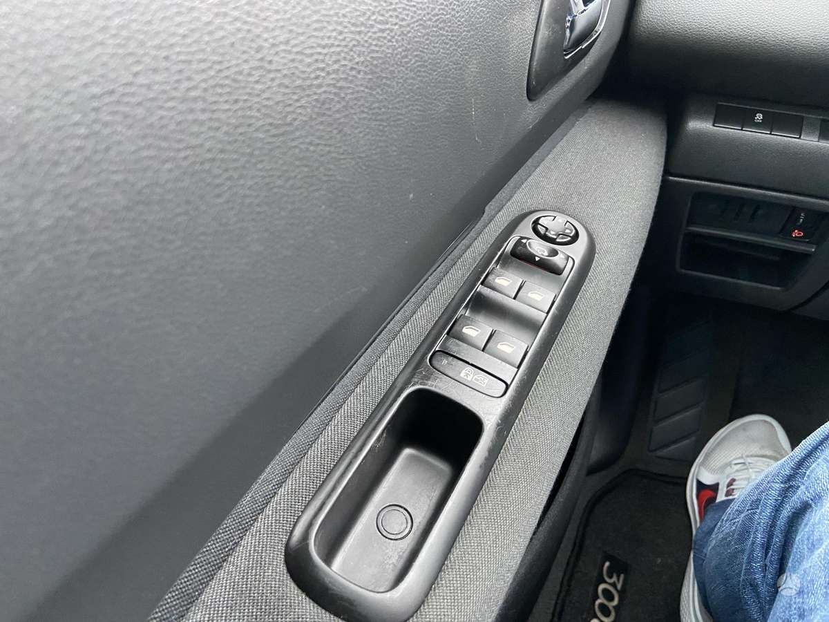 Peugeot 3008 2014 — photo 17