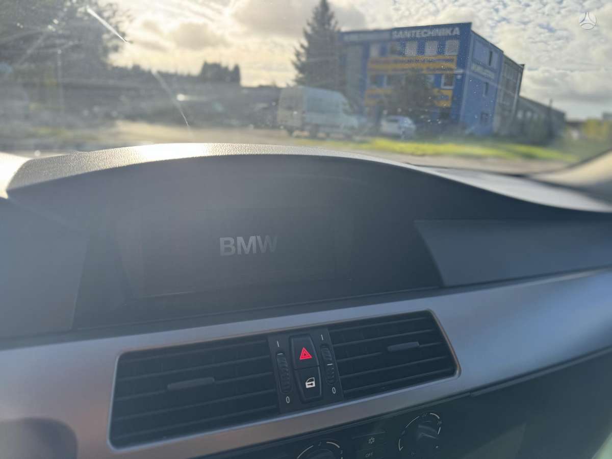 BMW 525 2006 — photo 13