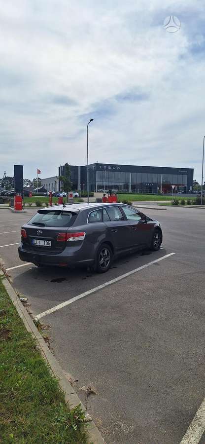 Toyota Avensis 2011 — photo 5