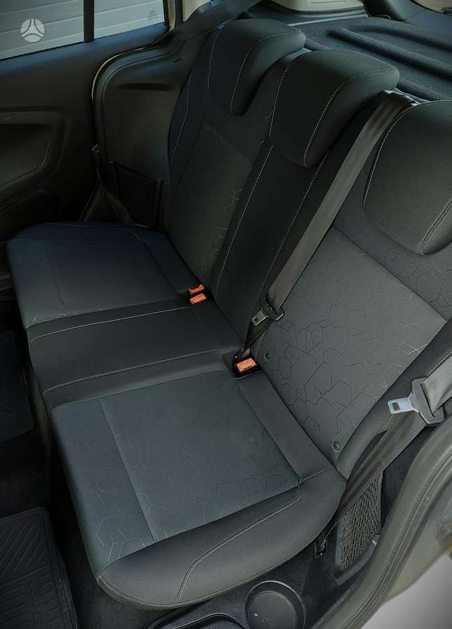 Ford B-MAX 2015 — photo 13