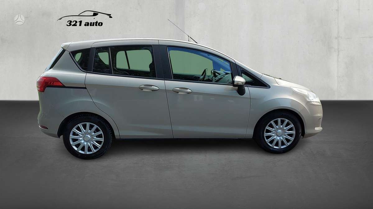 Ford B-MAX 2015 — photo 6