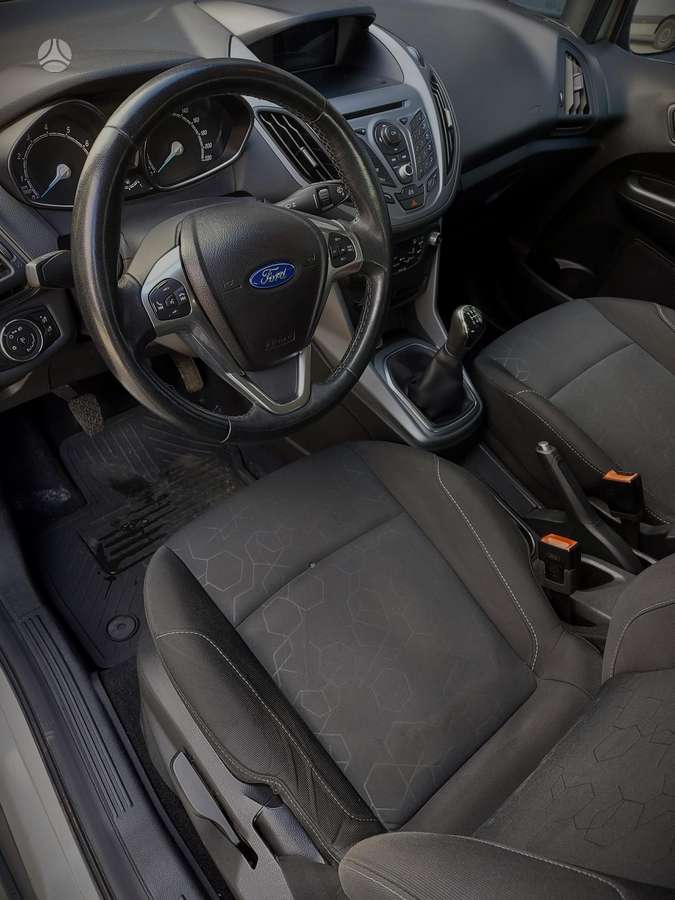 Ford B-MAX 2015 — photo 9