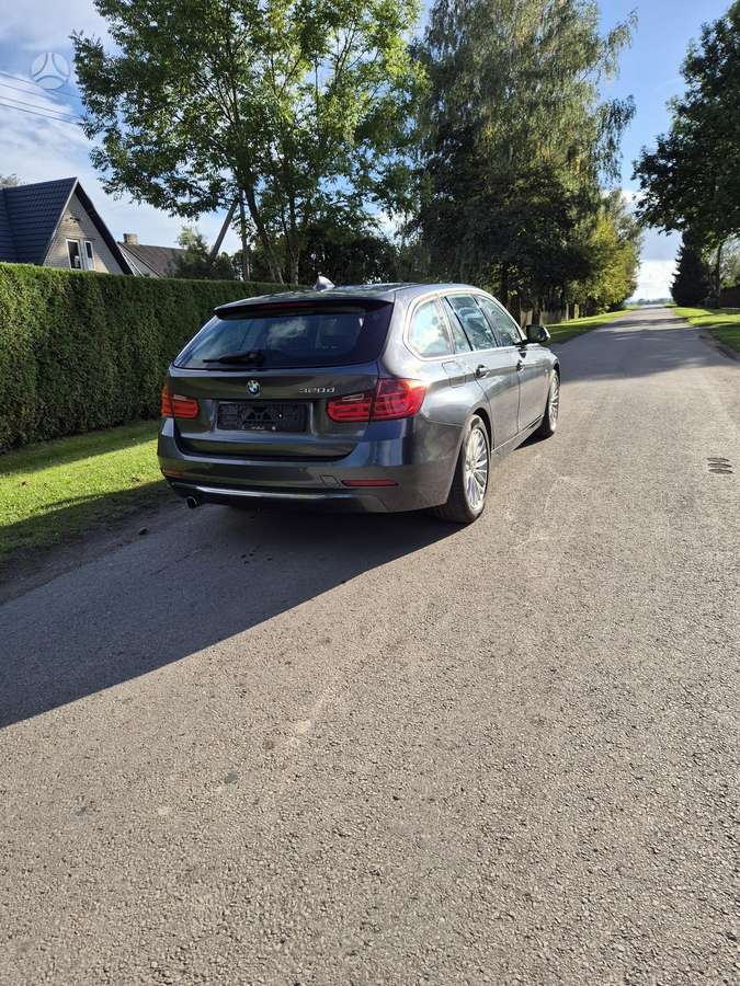 BMW 320 2013 — photo 8