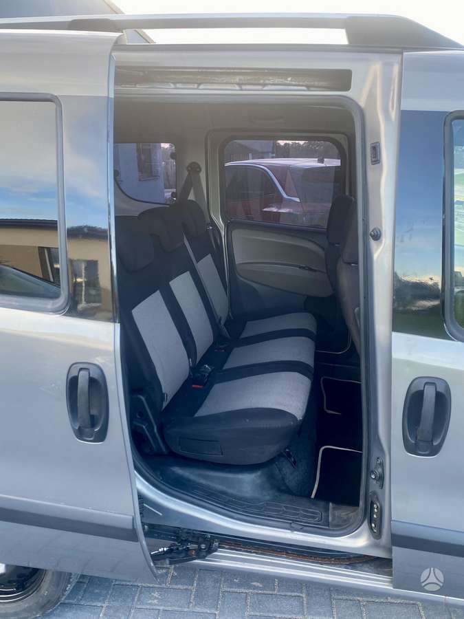 Opel Combo 2012 — photo 12