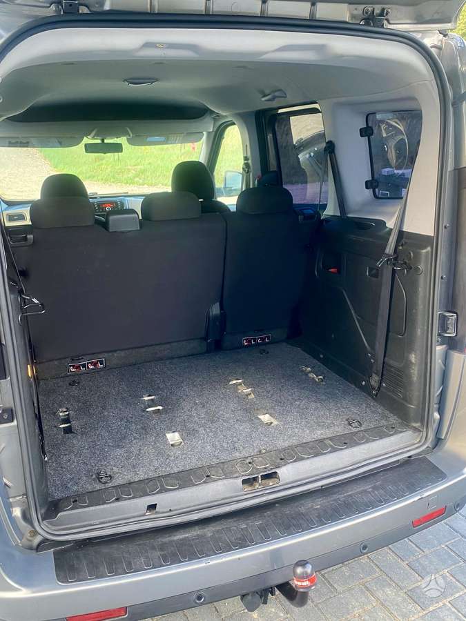 Opel Combo 2012 — photo 13