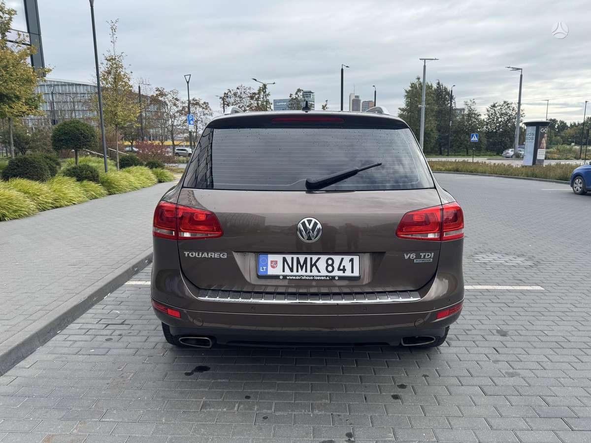 Volkswagen Touareg 2013 — photo 6
