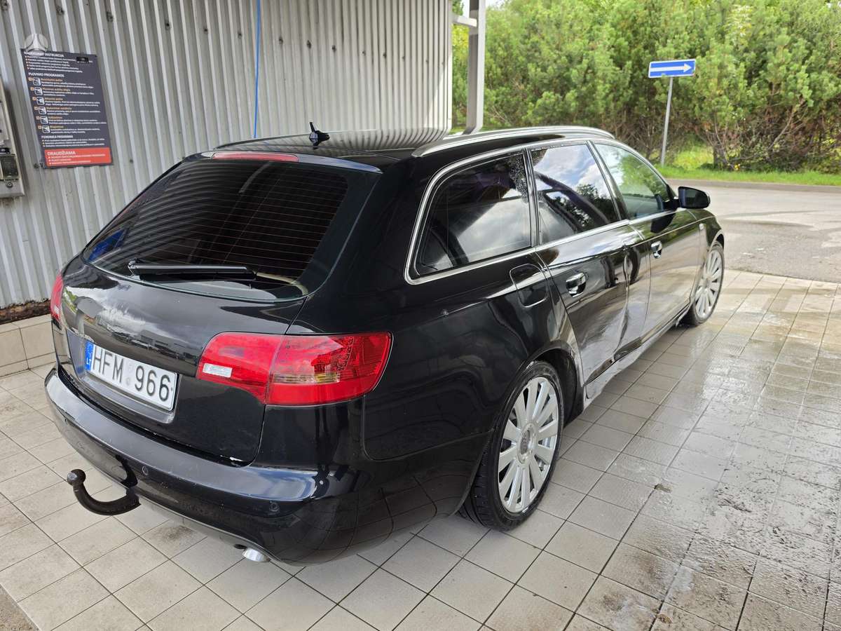 Audi A6 2005 — rear view