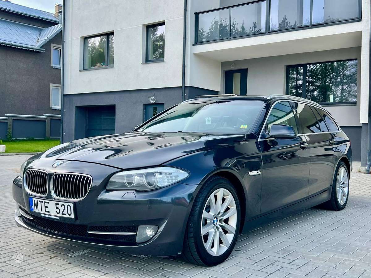 BMW 520, 2011
