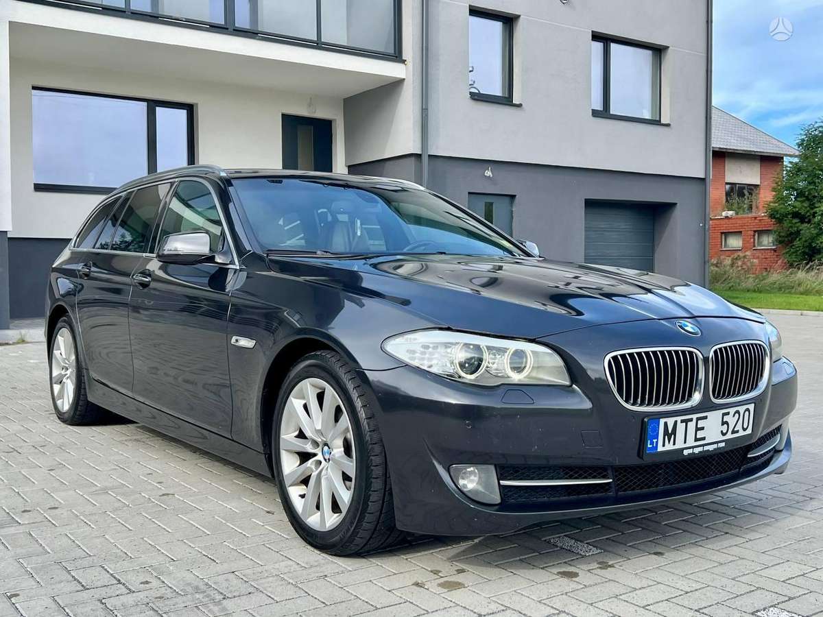 BMW 520 2011 — photo 5