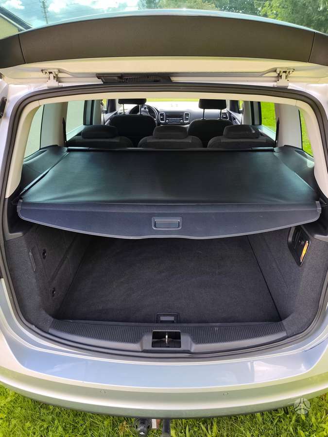Volkswagen Sharan 2012 — photo 19