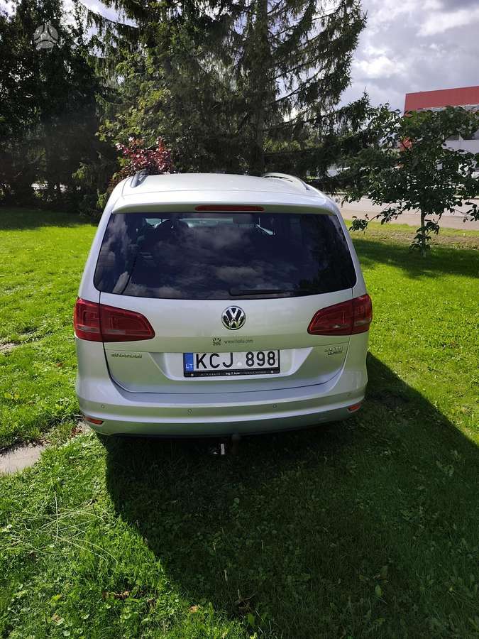 Volkswagen Sharan 2012 — photo 8