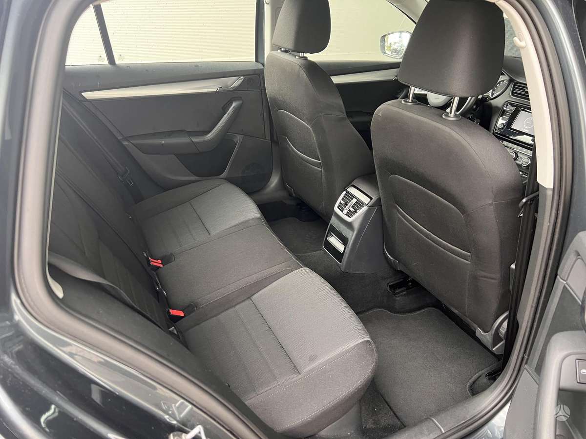 Skoda Octavia 2015 — photo 16