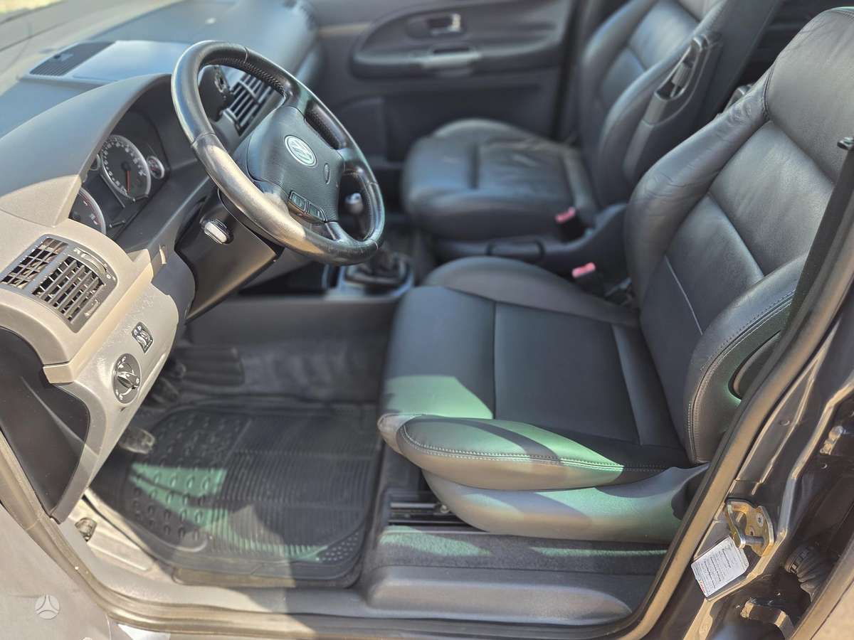 Volkswagen Sharan 2006 — photo 8