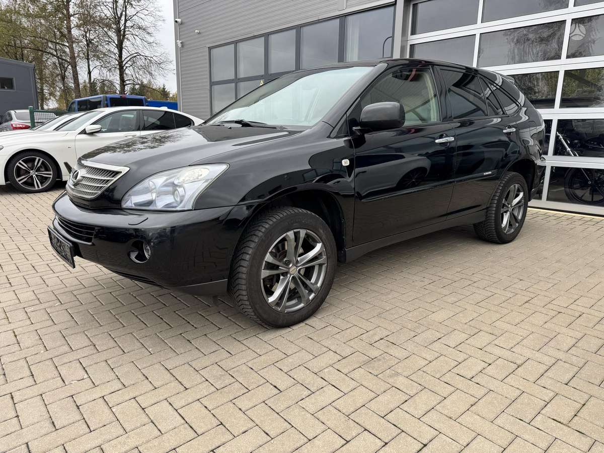 Lexus RX 2008 — салон