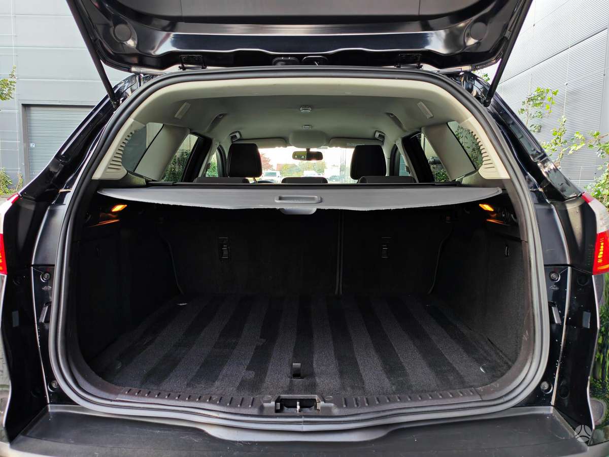 Ford Focus 2014 — photo 35