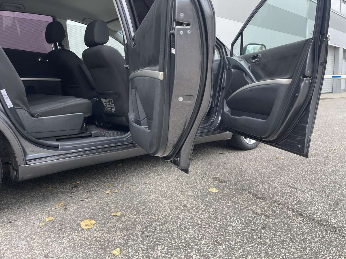 Toyota Corolla 2008 — photo 18
