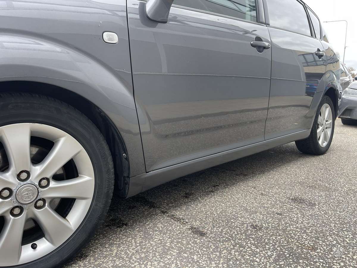 Toyota Corolla 2008 — photo 20