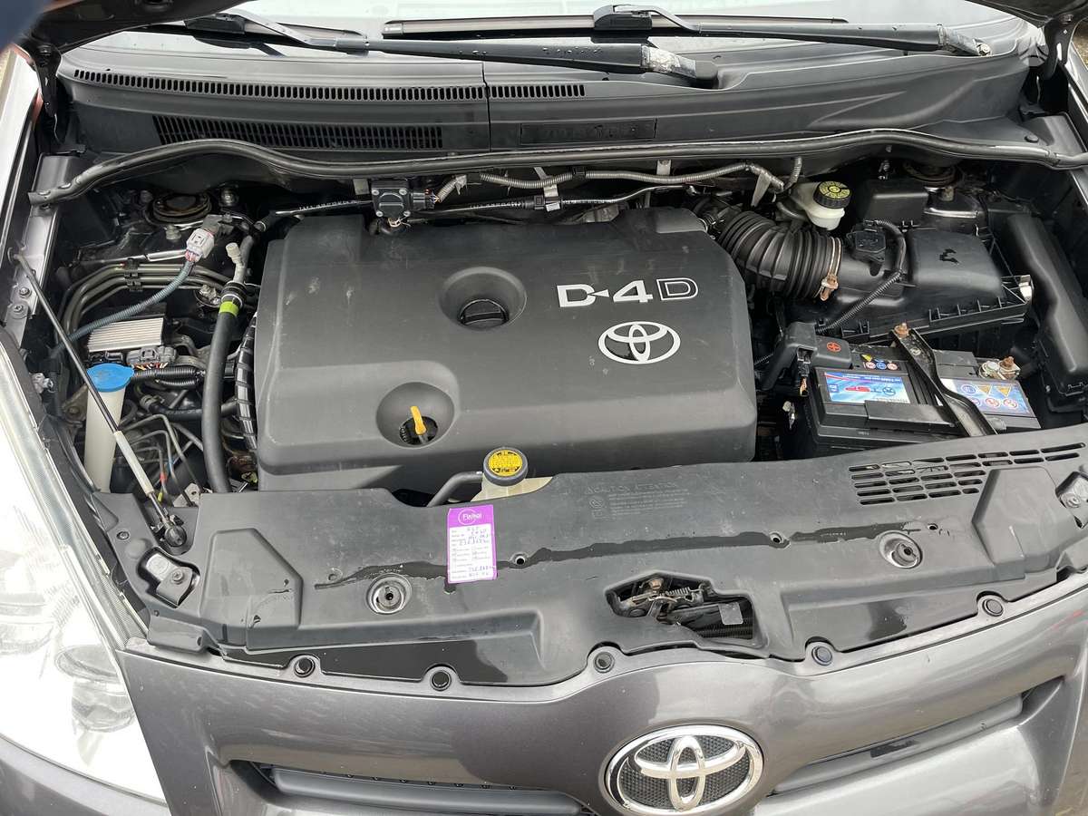 Toyota Corolla 2008 — photo 32