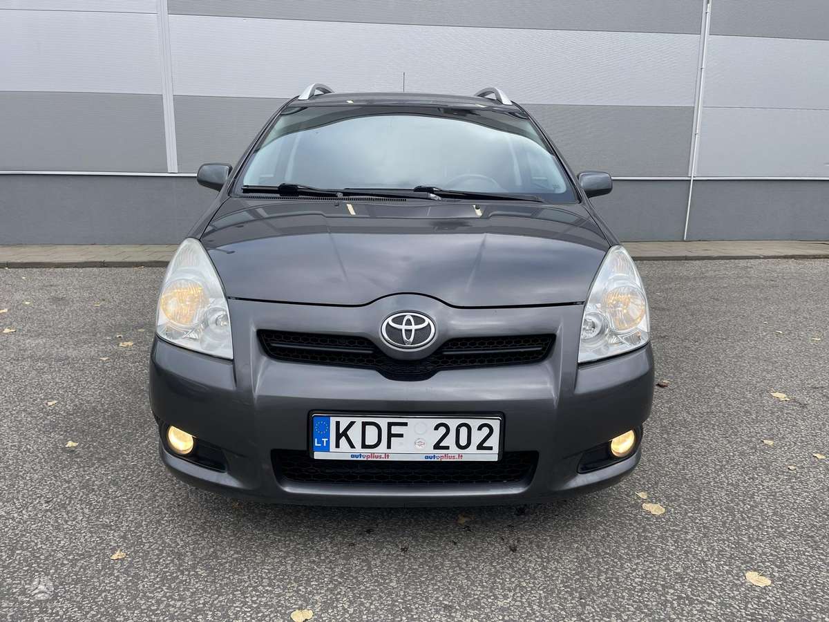 Toyota Corolla 2008 — engine 2000 cm³, 136 HP (100kW)
