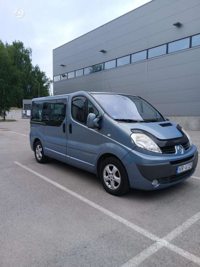 Renault Trafic 2008 — interior