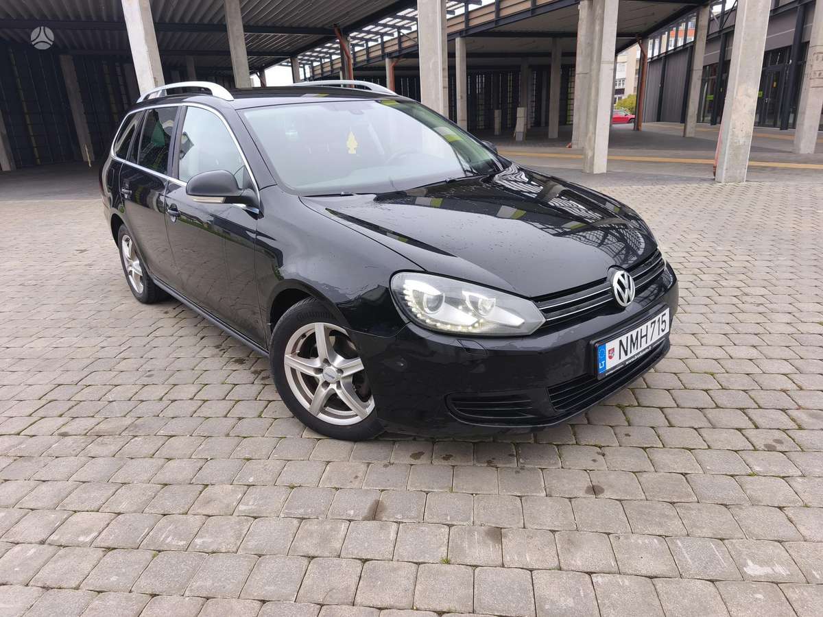 Volkswagen Golf 2013 — interior