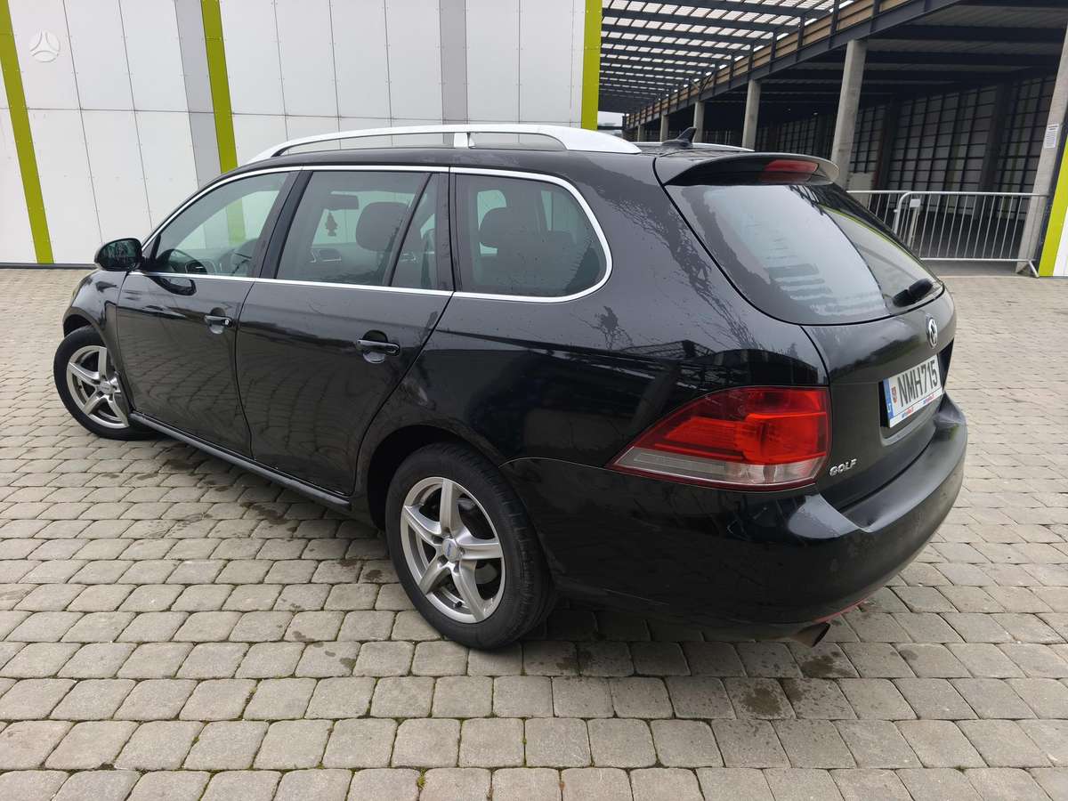 Volkswagen Golf 2013 — engine 1598 cm³, 105 HP (77kW)