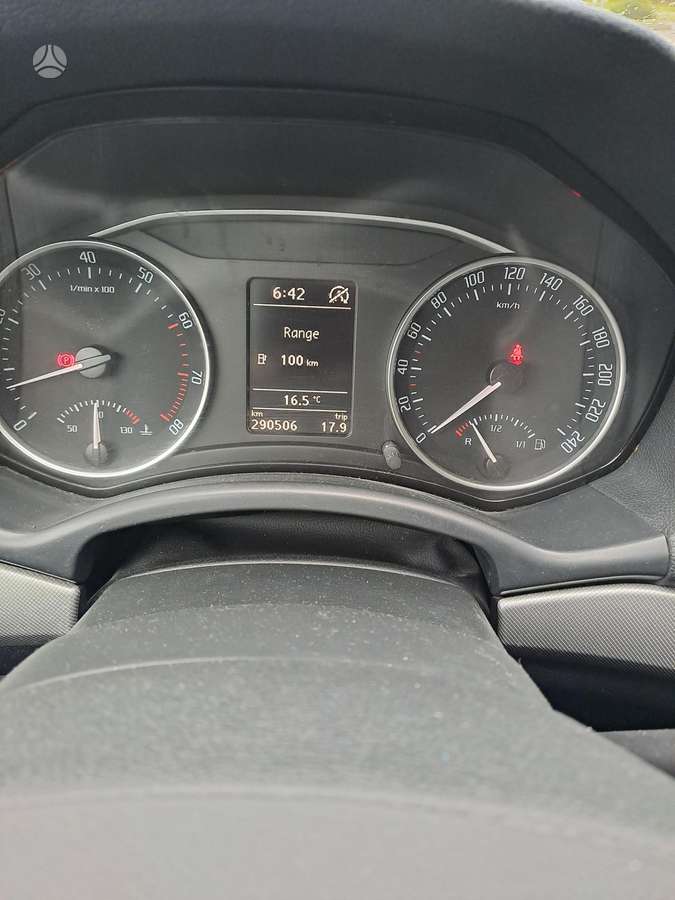 Skoda Octavia 2012 — engine 1390 cm³, 122 HP (90kW)