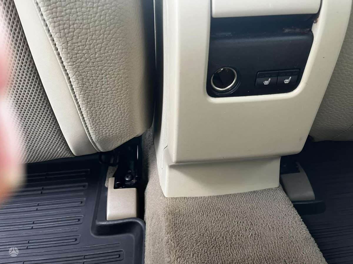 Volvo XC60 2008 — photo 16