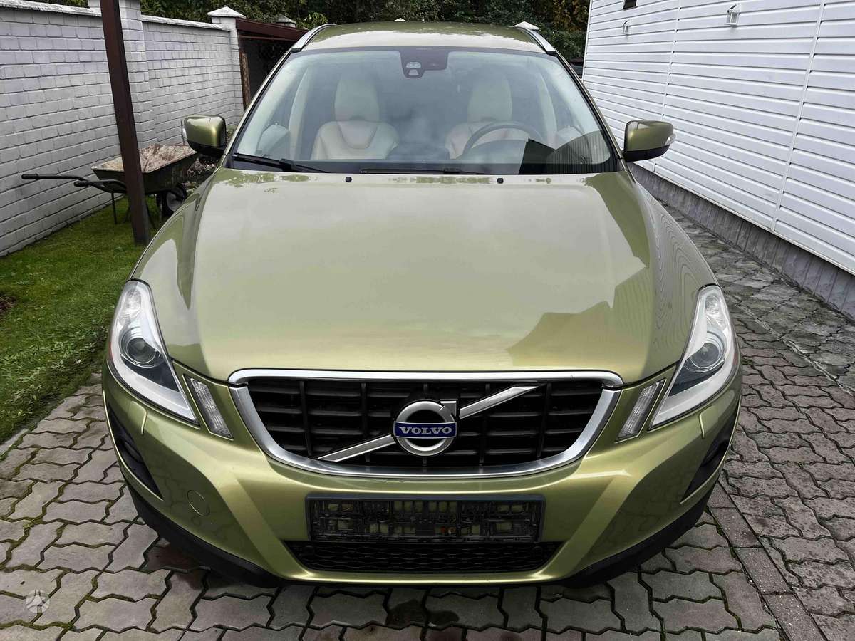 Volvo XC60 2008 — rear view