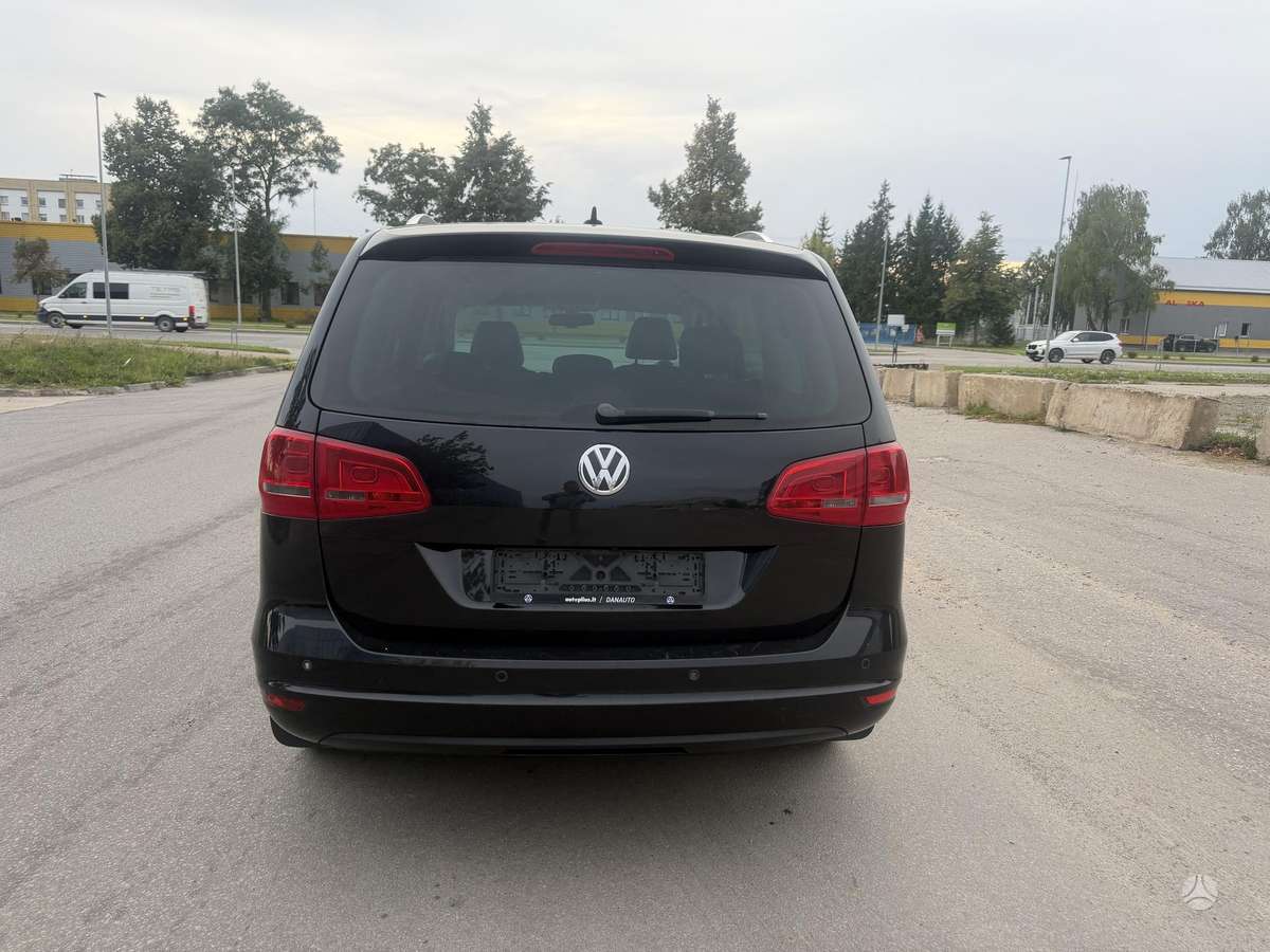 Volkswagen Sharan 2010 — photo 10