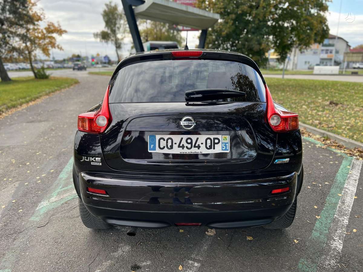 Nissan Juke 2013 — engine 1500 cm³, 110 HP (81kW)